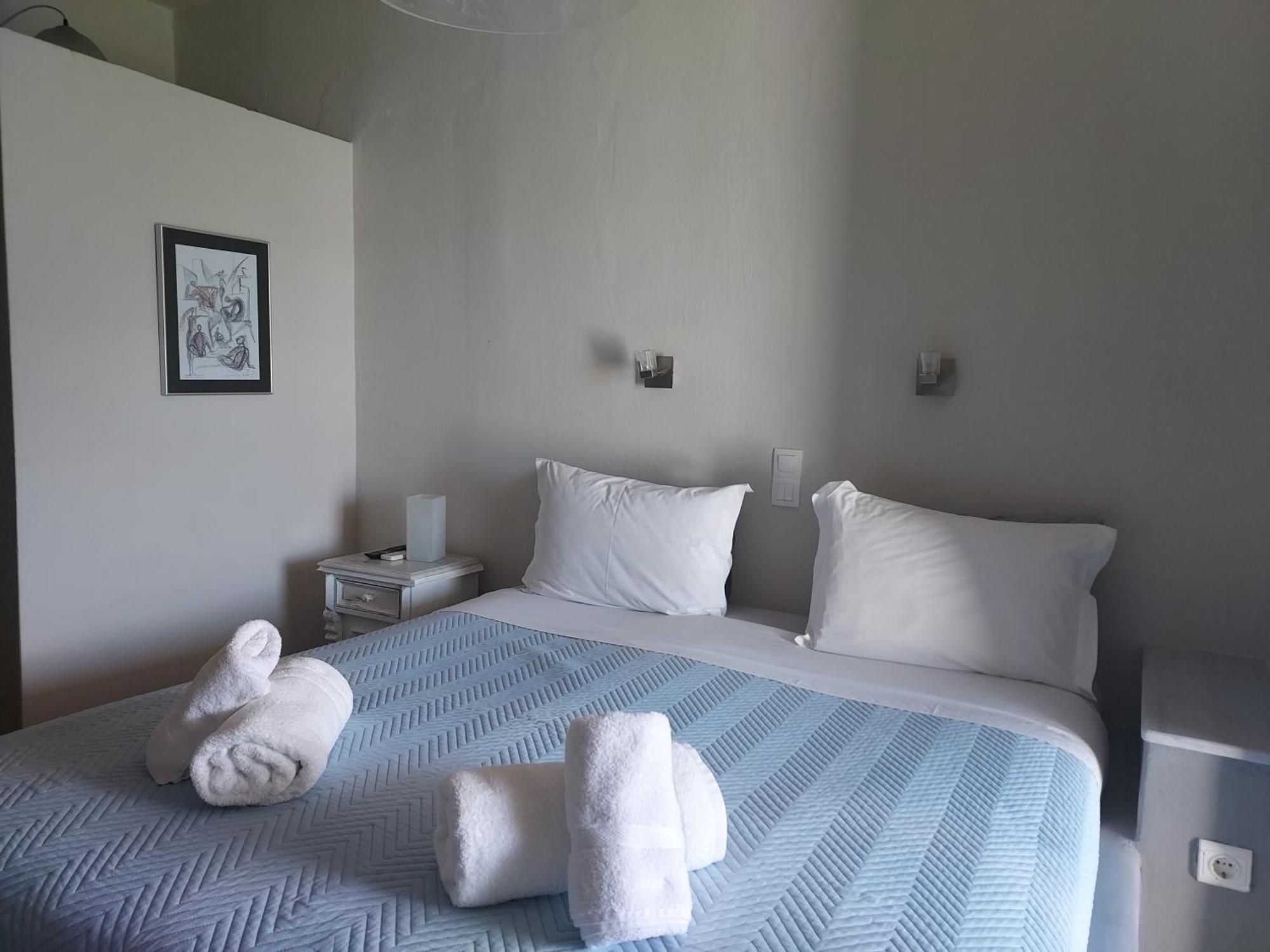 Villa Arni Andros - Βίλα Αρνη Batsíon Rom bilde